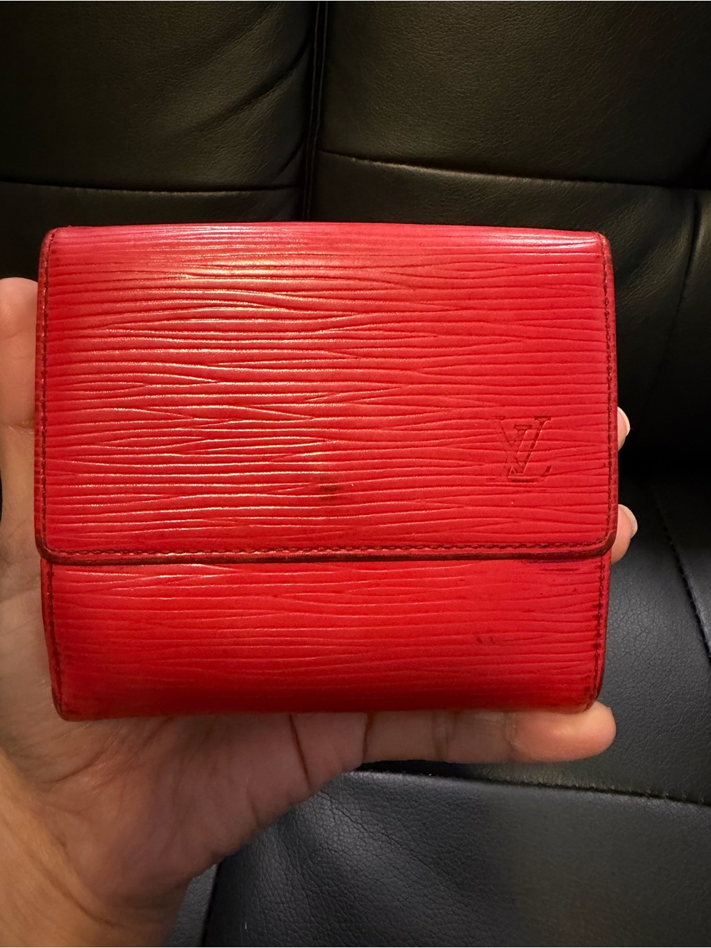 LV epi wallet red